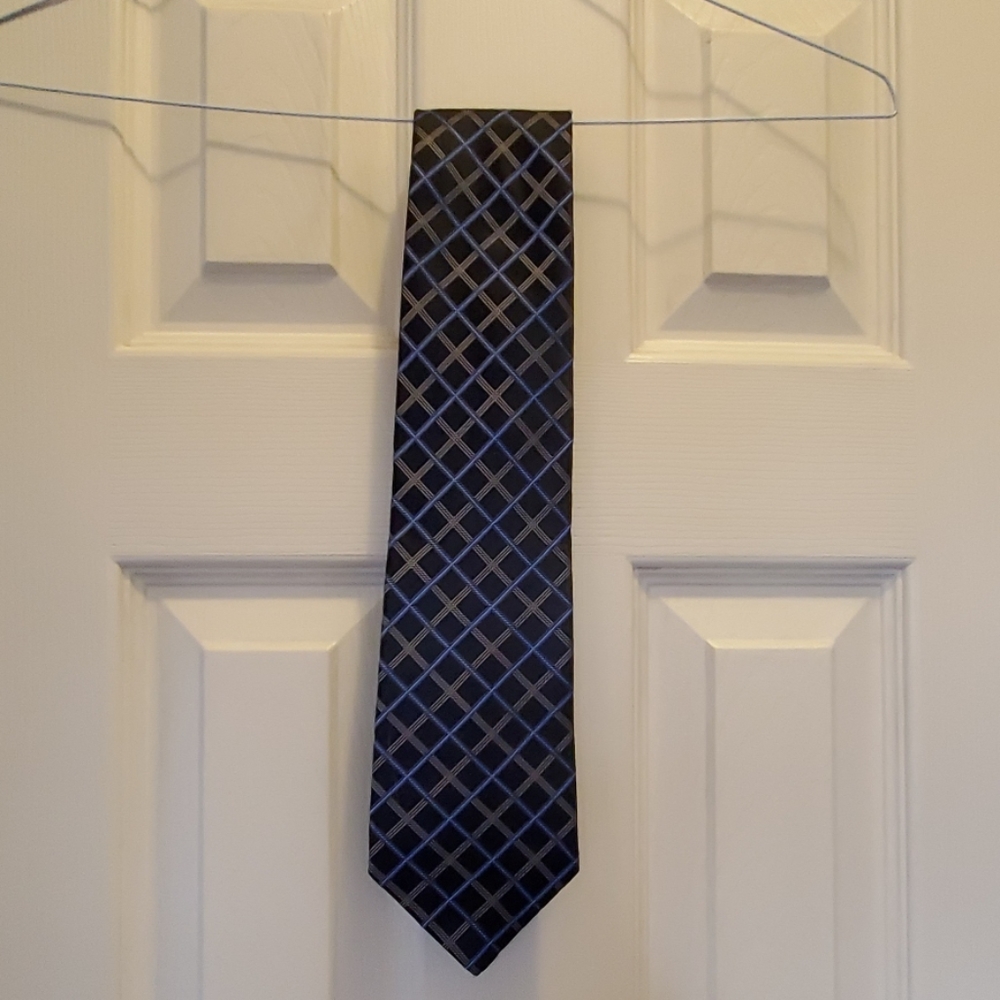 Men's Metropolitan View tie